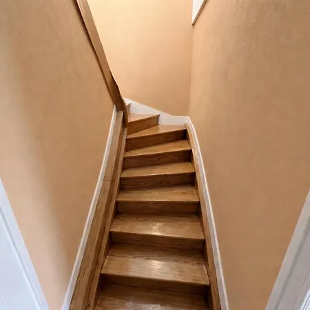 Comme A La Maison Penzion Cayres