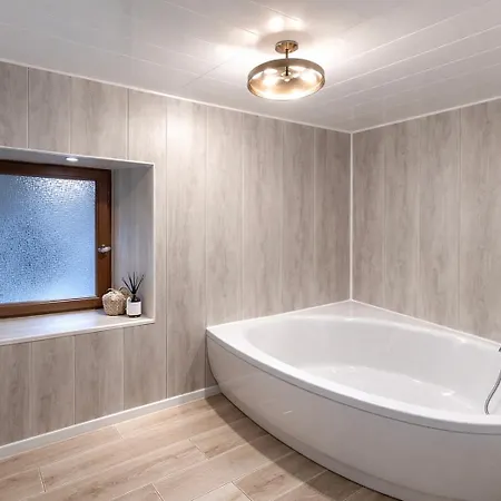 Comme A La Maison * Cayres