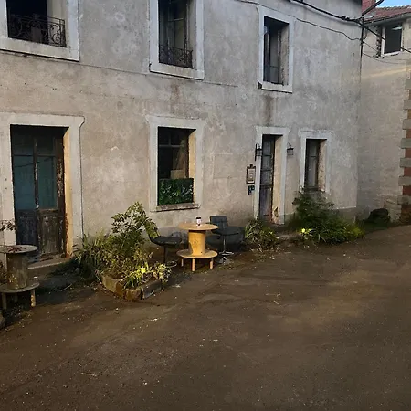 Comme A La Maison *