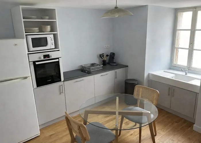 Comme A La Maison * Cayres